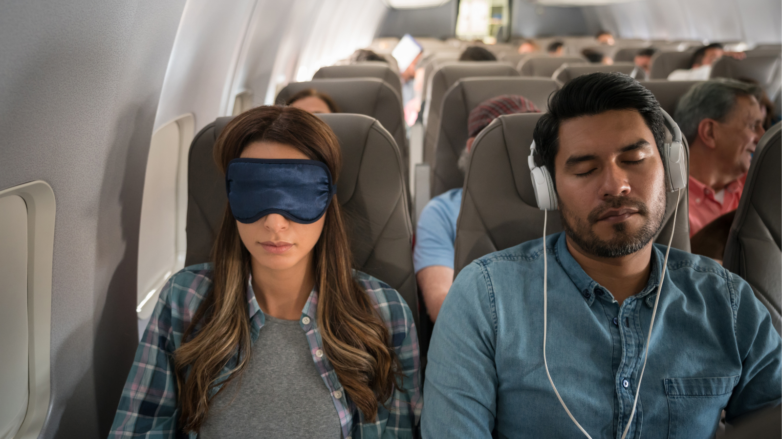 Tipps gegen Jetlag: So überstehst du lange Flüge ohne Müdigkeit